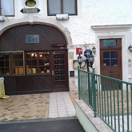 Hotell Saint Martin 2*